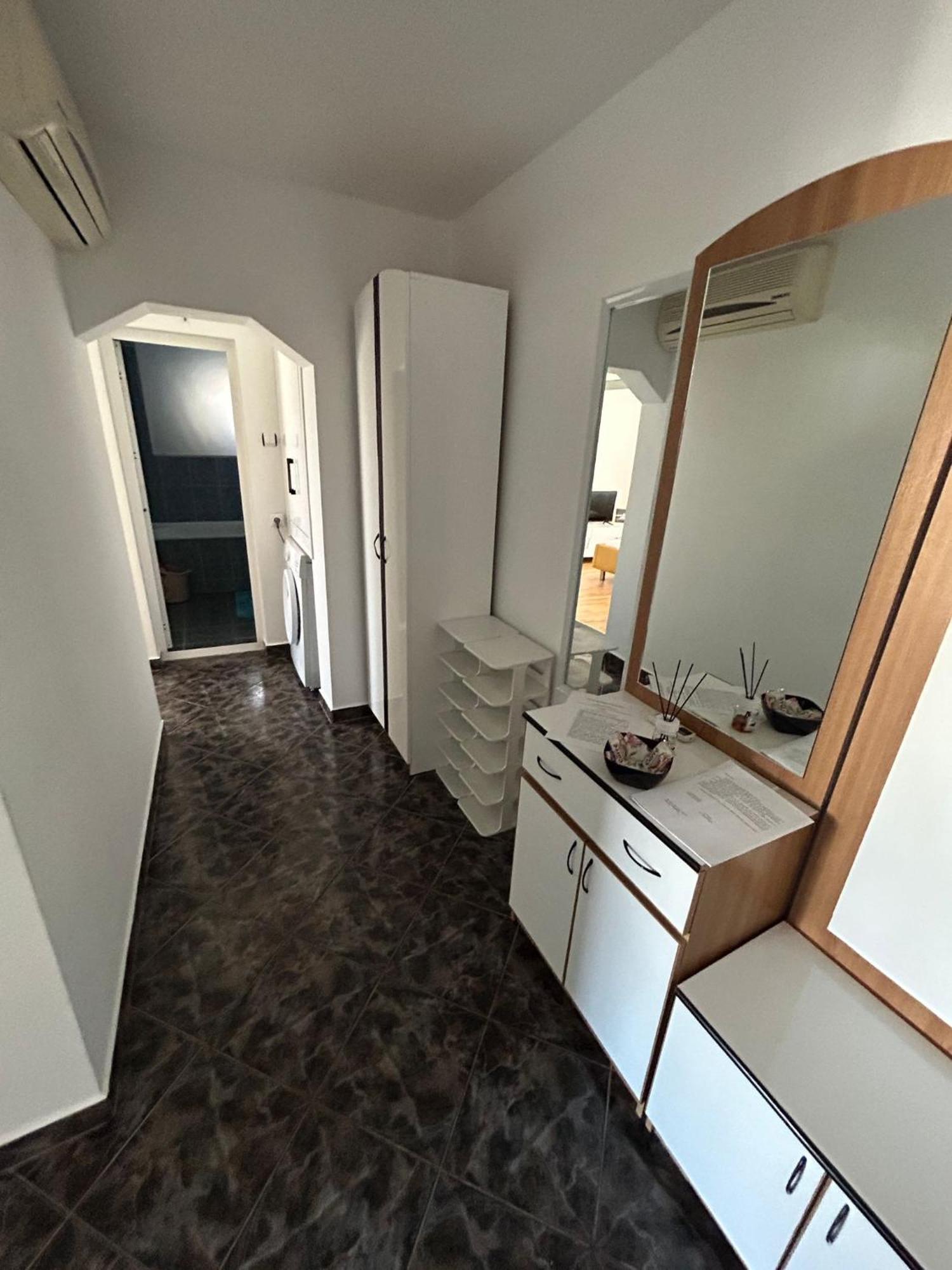 Sj Apartment Τουλσέα Εξωτερικό φωτογραφία